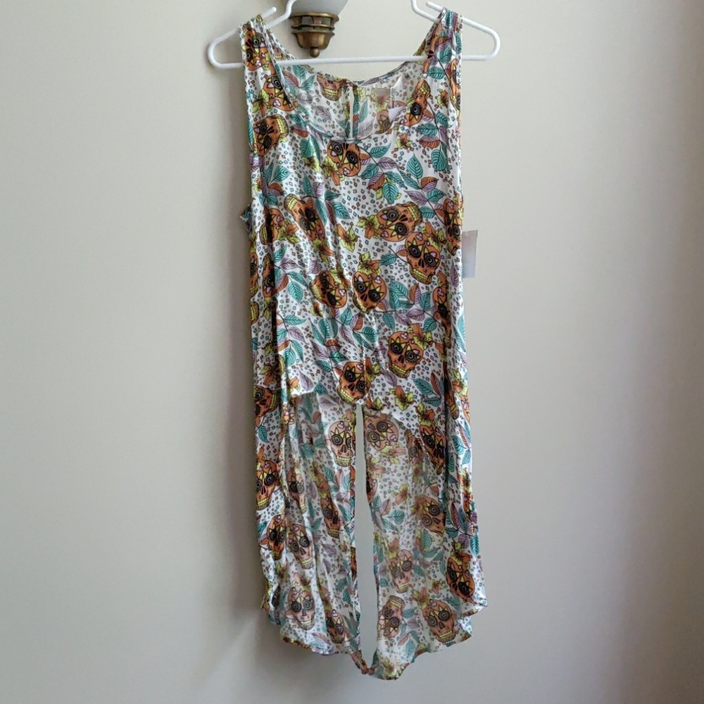 NWT MILLAU from LF Tunic Top Skull Print M